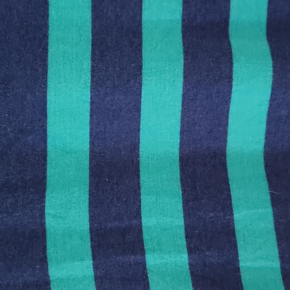 Eddie Bauer long-sleeve shirt, size medium. Dark and light blue stripes. - Picture 4 of 4